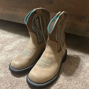 Lightly worn Cowgirl boots